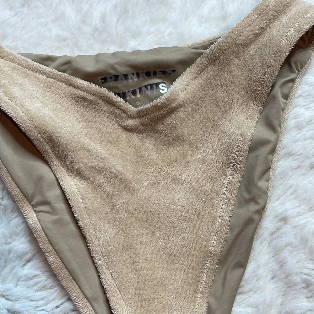 Frankie’s Bikinis Set - SIZE: XS